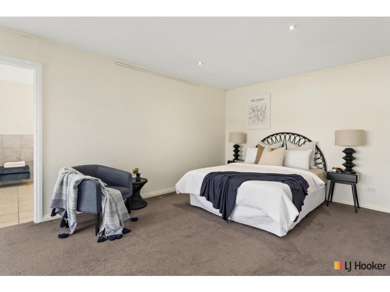 33 Archibald Street, Lyneham ACT 2602