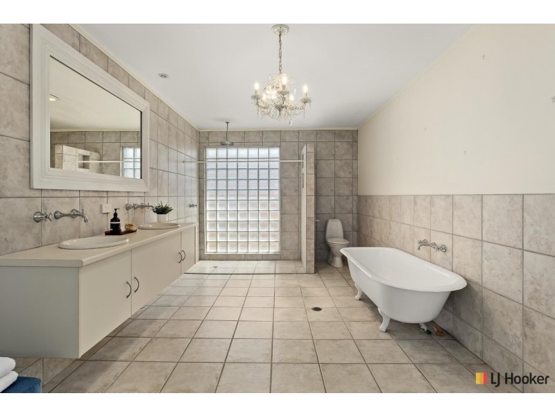 33 Archibald Street, Lyneham ACT 2602