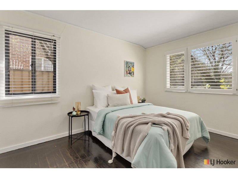 33 Archibald Street, Lyneham ACT 2602