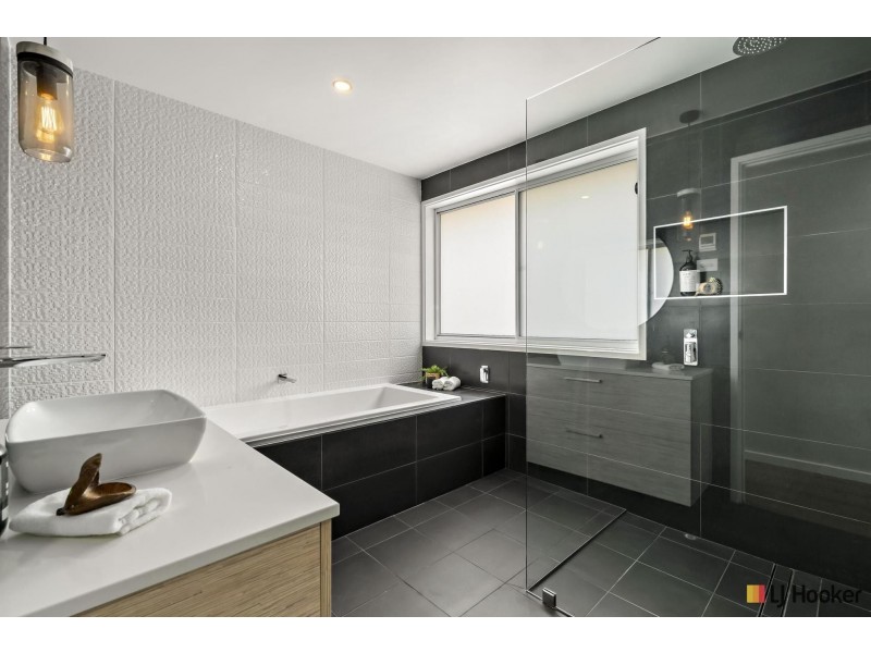 62 Badenoch Crescent, Evatt ACT 2617