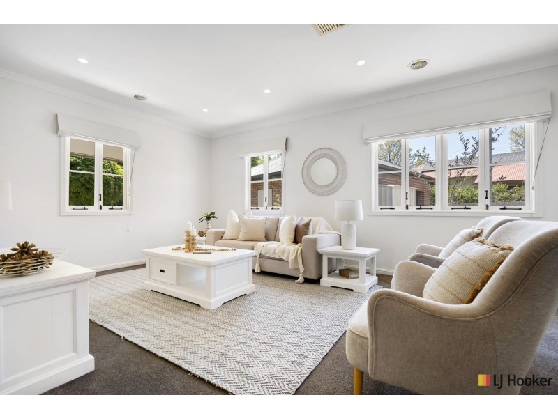 12 Officer Crescent, Ainslie ACT 2602