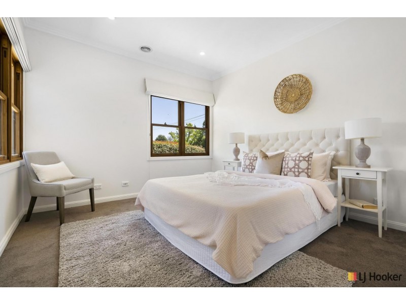 12 Officer Crescent, Ainslie ACT 2602