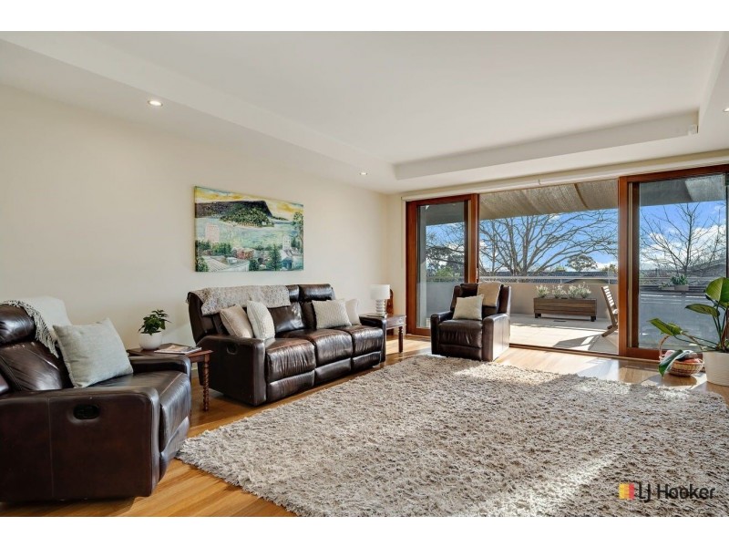 12 Verco Street, Hackett ACT 2602