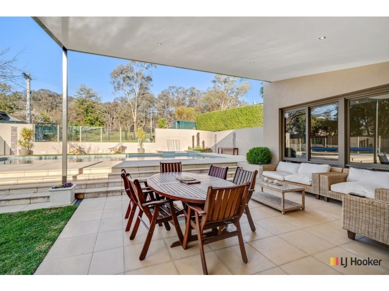 12 Verco Street, Hackett ACT 2602