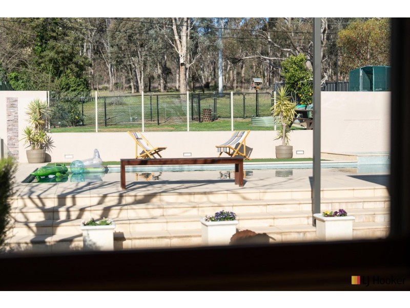 12 Verco Street, Hackett ACT 2602