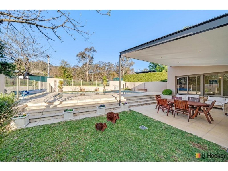 12 Verco Street, Hackett ACT 2602