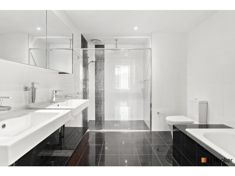 1603/240 Bunda Street, City ACT 2601