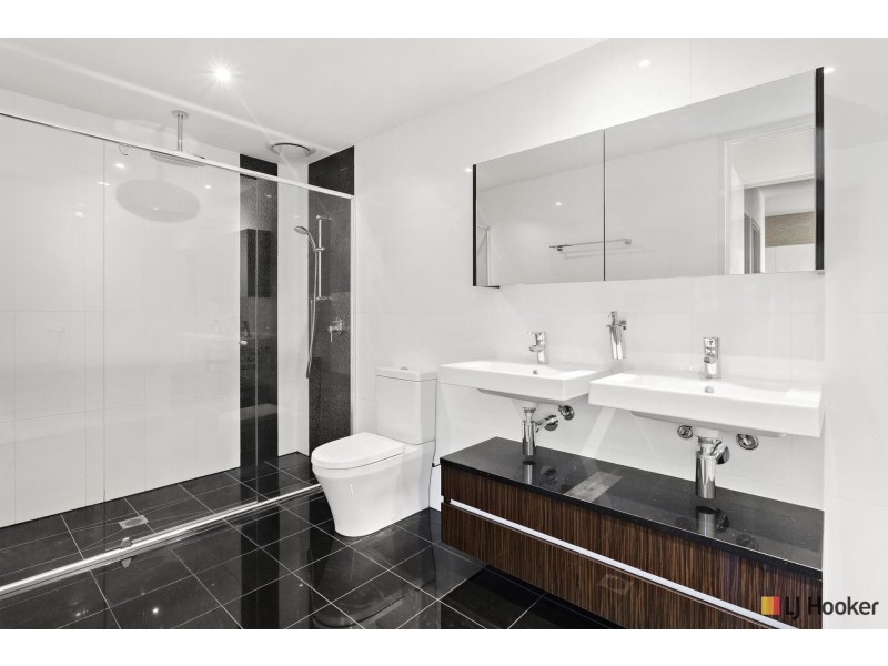 1603/240 Bunda Street, City ACT 2601