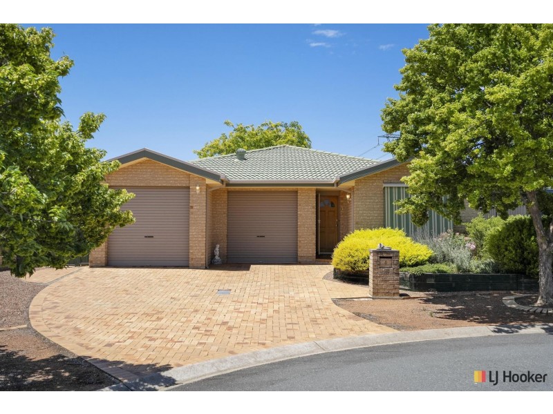 5 Pearcey Place, Dunlop ACT 2615