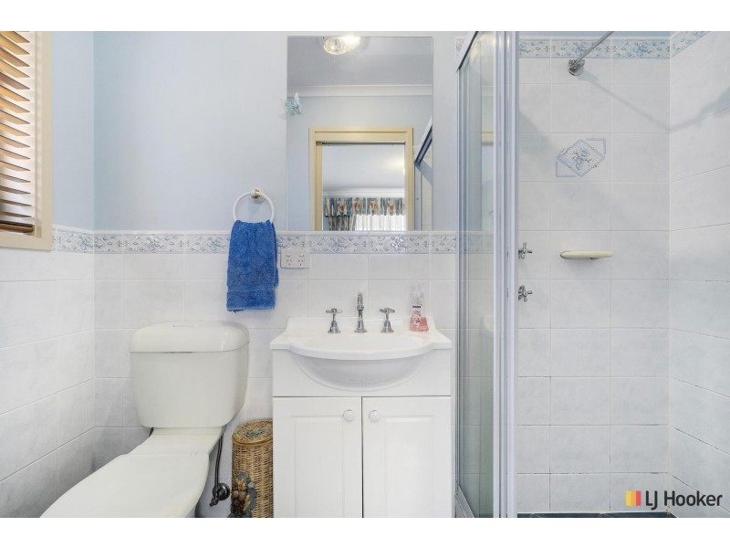5 Pearcey Place, Dunlop ACT 2615
