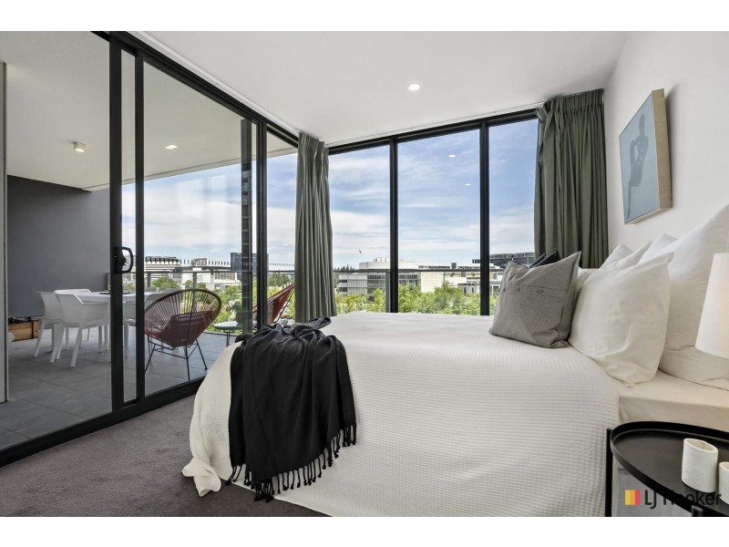 25/45 West Row, City ACT 2601
