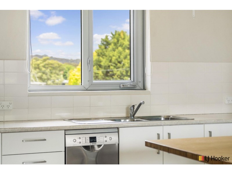 10/10 Irvine Street, Watson ACT 2602
