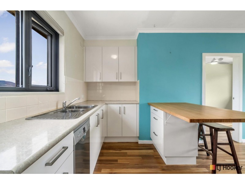 10/10 Irvine Street, Watson ACT 2602