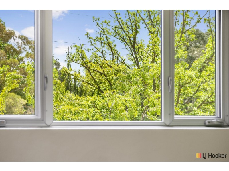 10/10 Irvine Street, Watson ACT 2602