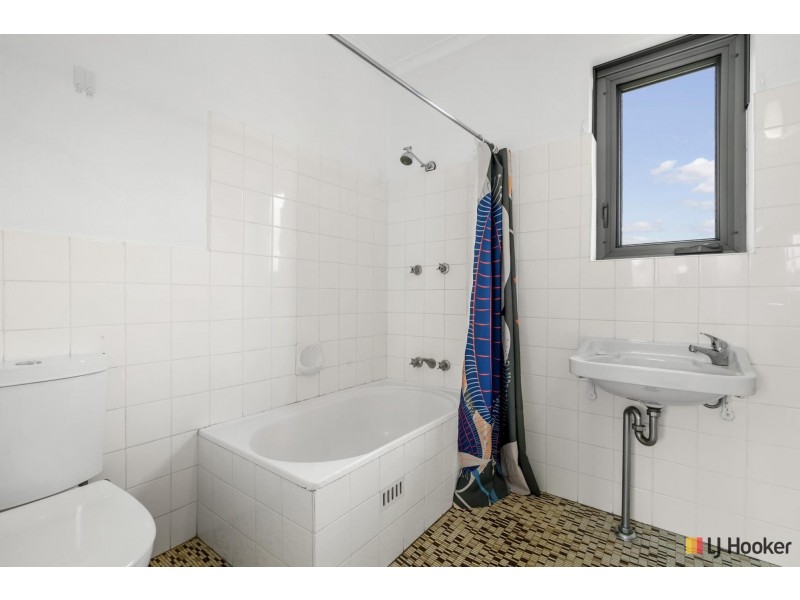 10/10 Irvine Street, Watson ACT 2602