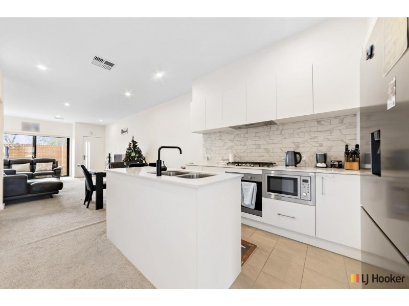 67/45 Athllon Drive, Greenway ACT 2900