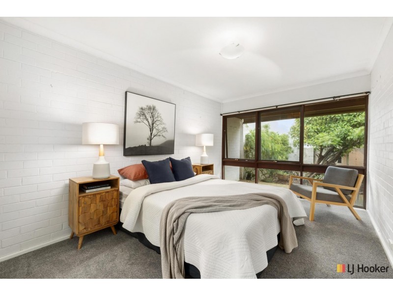 126 Grayson Street, Hackett ACT 2602