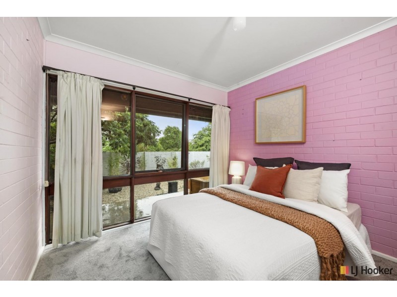 126 Grayson Street, Hackett ACT 2602
