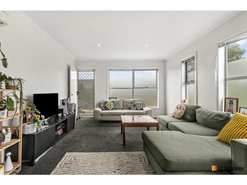 6/19 De Burgh Street, Lyneham ACT 2602