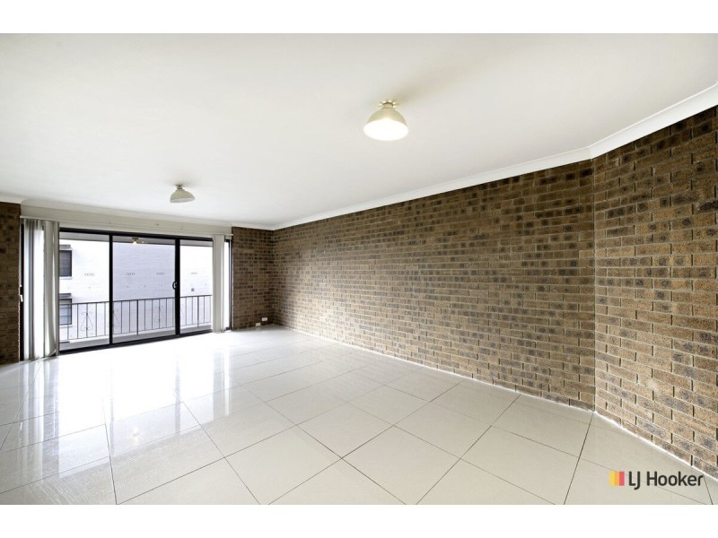 18/103 Canberra Avenue, Griffith ACT 2603