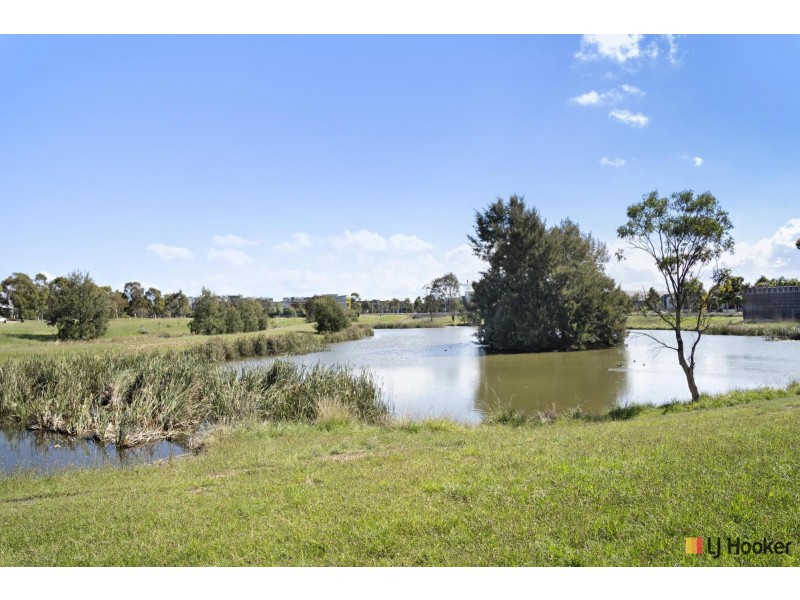 54/141 Mapleton Avenue, Harrison ACT 2914