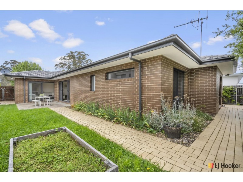 13 Junee Street, Crace ACT 2911