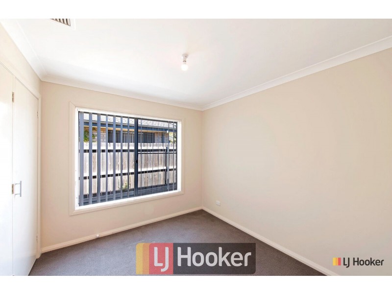 11 Salisbury Street, Casey ACT 2913