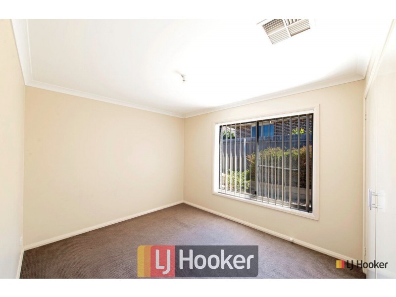 11 Salisbury Street, Casey ACT 2913