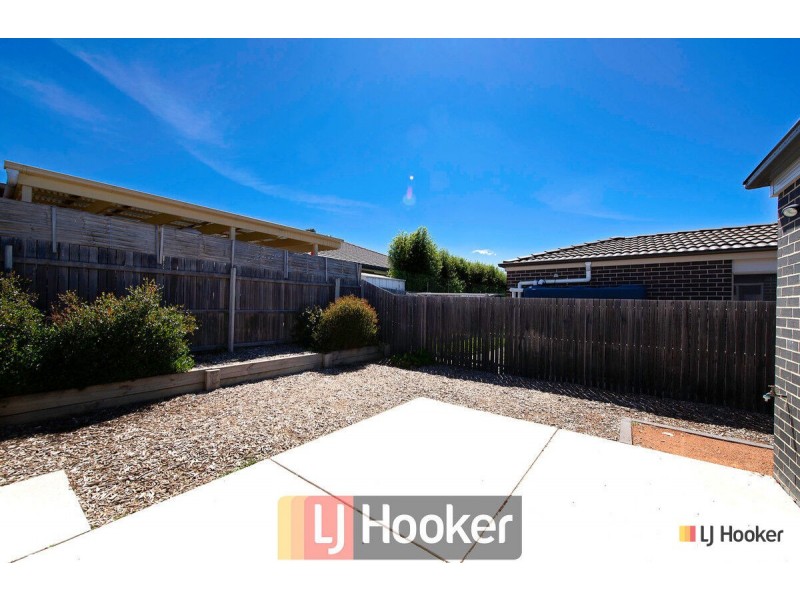 11 Salisbury Street, Casey ACT 2913