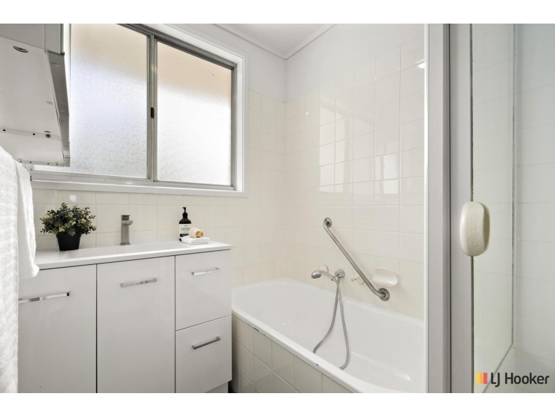 12 Amherst Street, Kambah ACT 2902