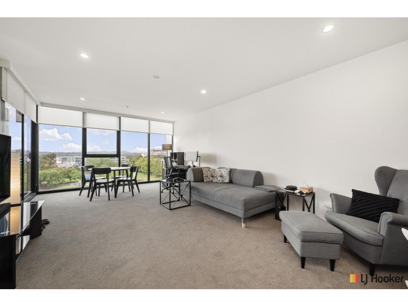 126/39 Benjamin Way, Belconnen ACT 2617