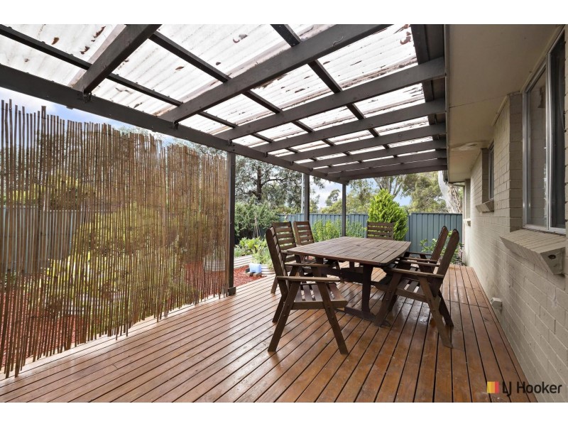12 De Mestre Place, Holt ACT 2615
