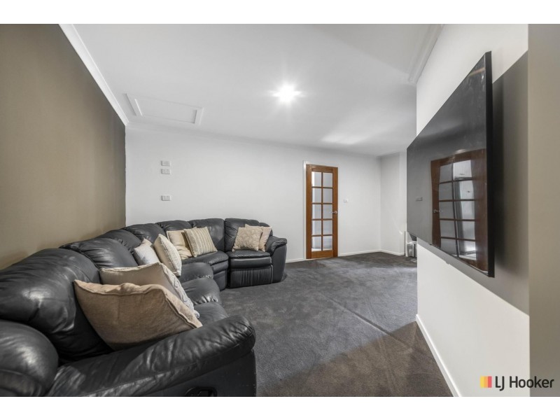 12 Heney Close, Mckellar ACT 2617