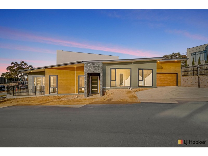 29 Cygnet Crescent, Red Hill ACT 2603