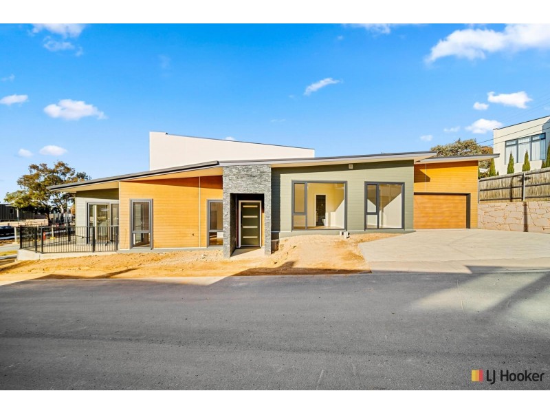 29 Cygnet Crescent, Red Hill ACT 2603