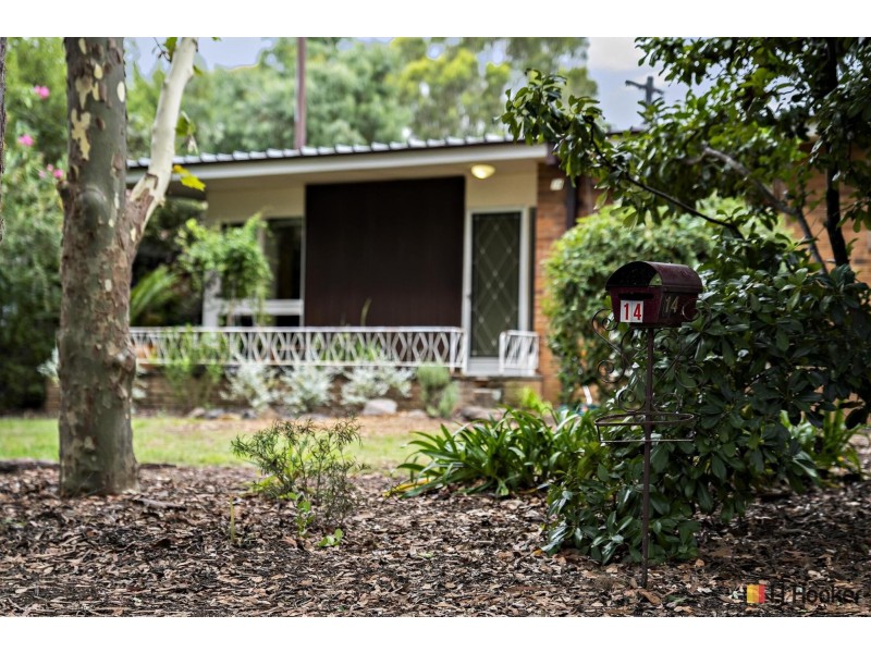 14 Street Place, Watson ACT 2602