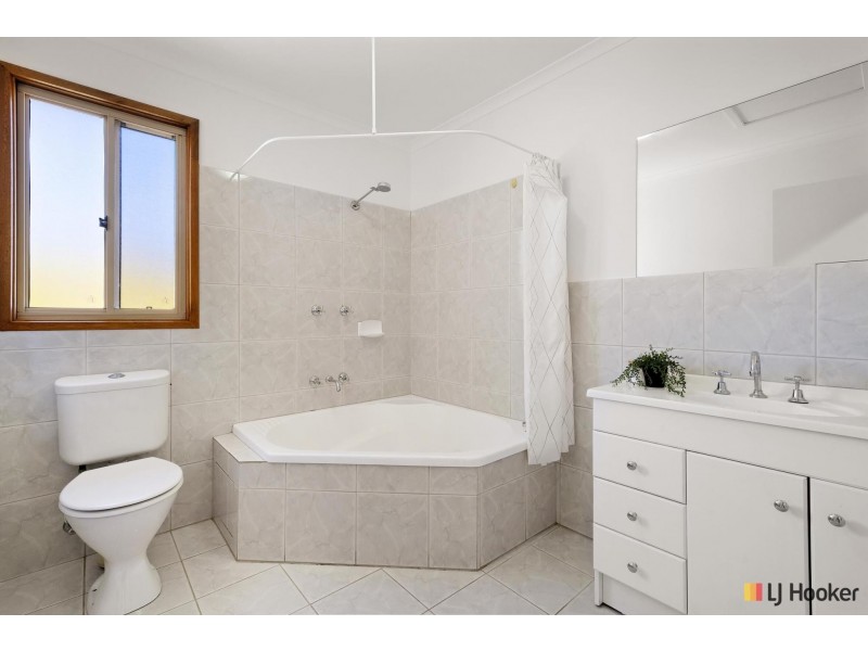 6/39 Tank Street, Phillip ACT 2606