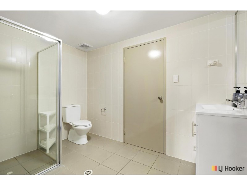 25/3A Stornaway Road, Queanbeyan NSW 2620