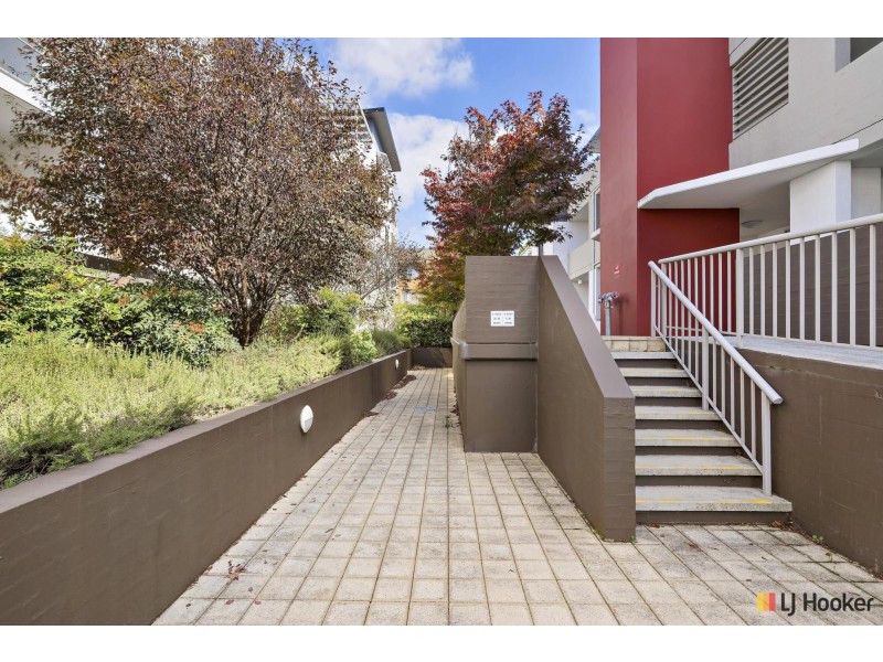 25/3A Stornaway Road, Queanbeyan NSW 2620