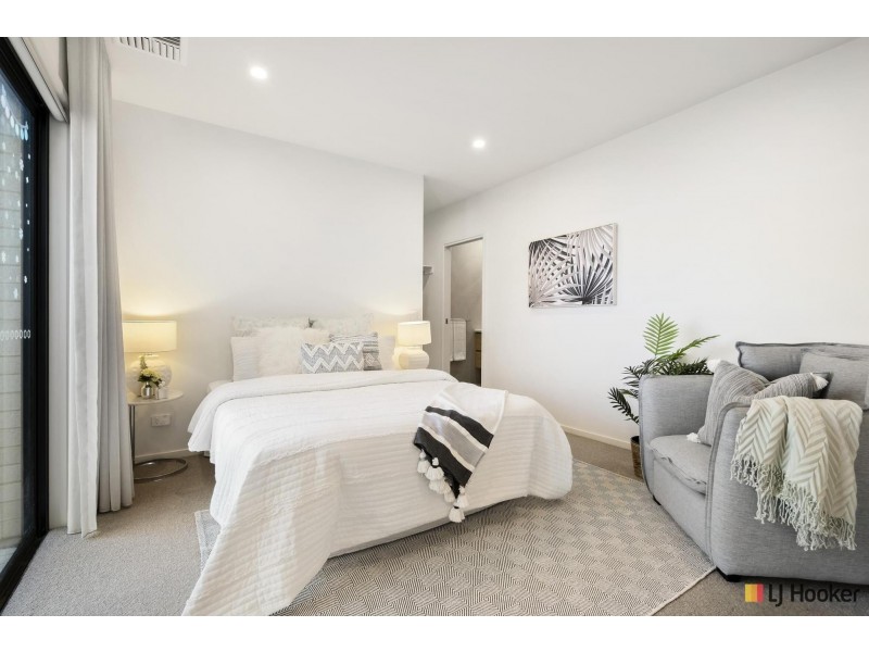 2/19 Phippard Court, Watson ACT 2602