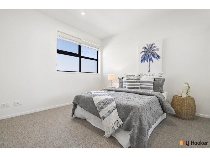 2/19 Phippard Court, Watson ACT 2602