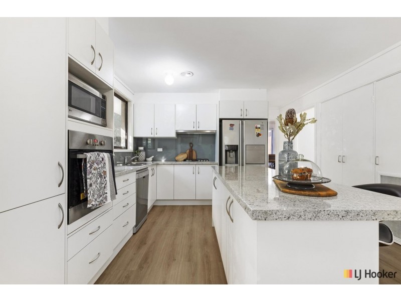 10 Lyall Crescent, Kambah ACT 2902