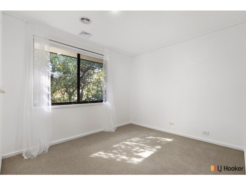 10 Lyall Crescent, Kambah ACT 2902