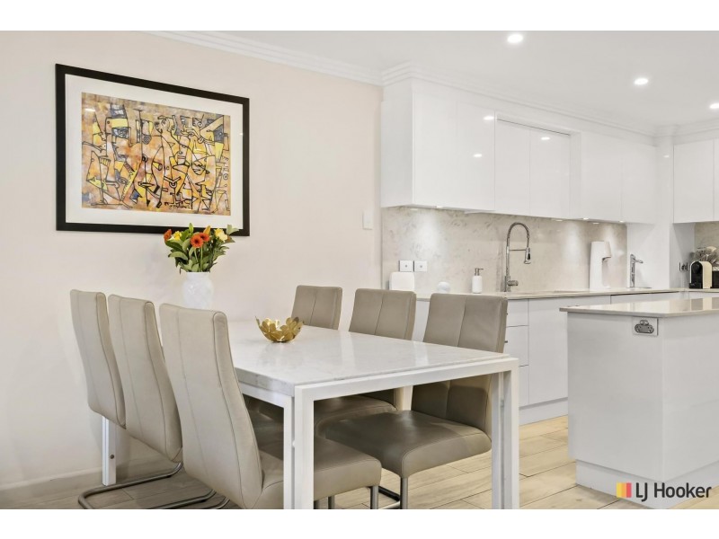 21/18 Captain Cook Crescent, Griffith ACT 2603