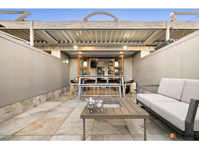 21/18 Captain Cook Crescent, Griffith ACT 2603