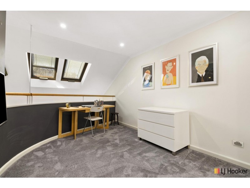21/18 Captain Cook Crescent, Griffith ACT 2603