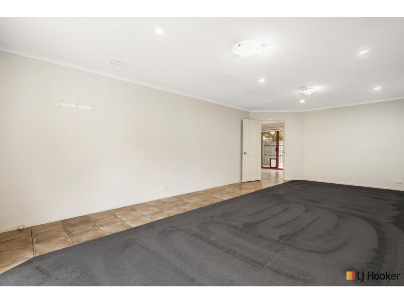 15/14 Federal Highway, Watson ACT 2602