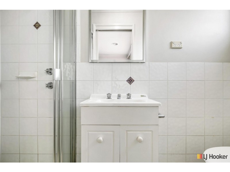 15/14 Federal Highway, Watson ACT 2602