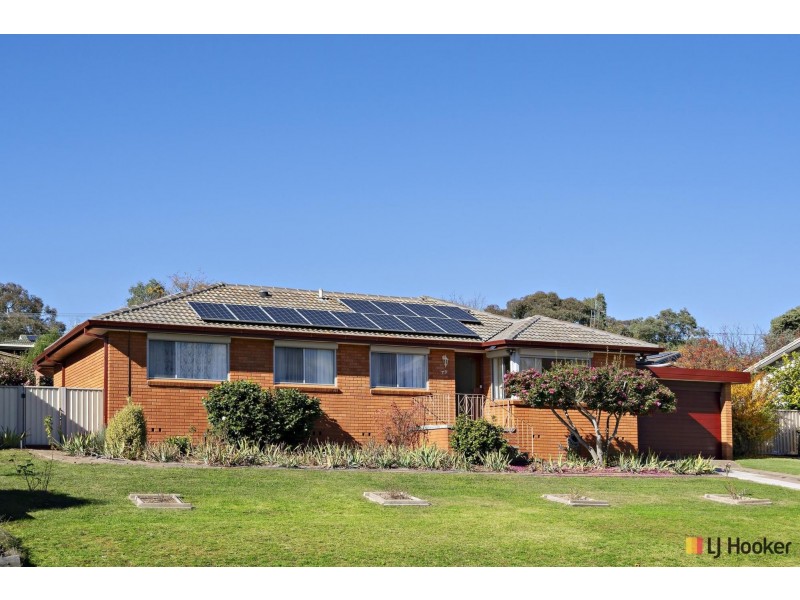 73 Shakespeare Crescent, Fraser ACT 2615