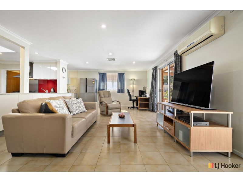 73 Shakespeare Crescent, Fraser ACT 2615